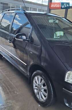 Минивэн Volkswagen Sharan 2006 в Хмельницком