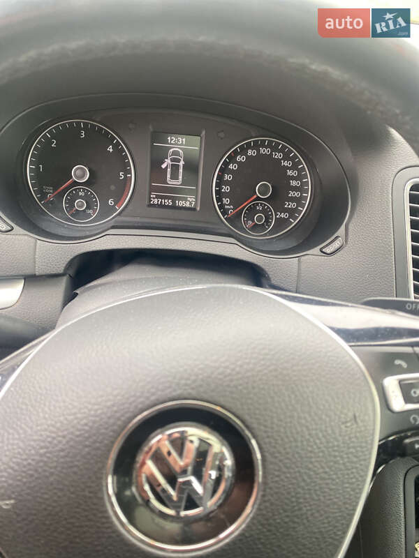 Минивэн Volkswagen Sharan 2017 в Черкассах