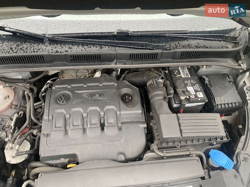 Минивэн Volkswagen Sharan 2017 в Черкассах