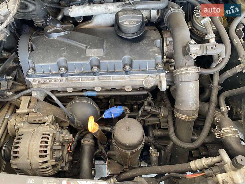 Мінівен Volkswagen Sharan 2001 в Миколаєві