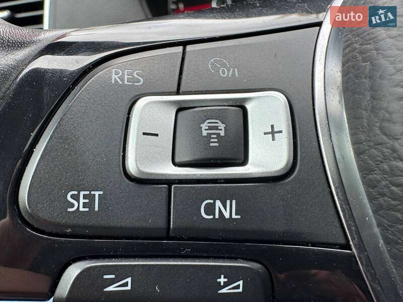 Минивэн Volkswagen Sharan 2019 в Киеве фото 27 Минивэн Volkswagen Sharan 2019 в Киеве