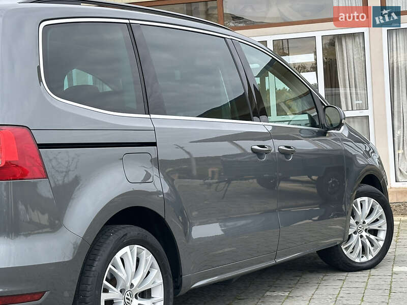 Минивэн Volkswagen Sharan 2015 в Дрогобыче