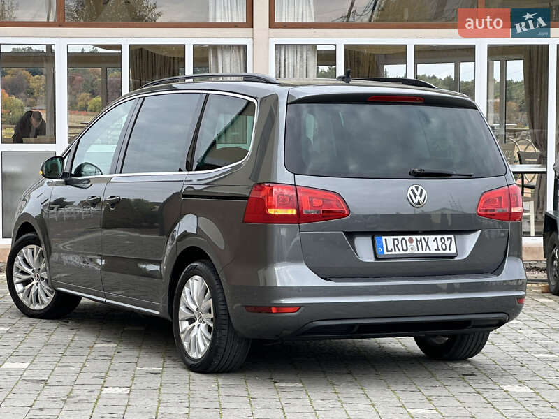 Минивэн Volkswagen Sharan 2015 в Дрогобыче