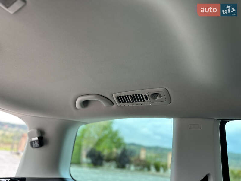 Минивэн Volkswagen Sharan 2015 в Дрогобыче