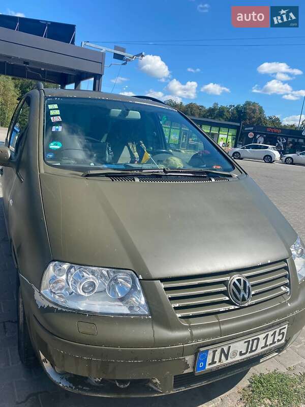 Минивэн Volkswagen Sharan 2001 в Житомире