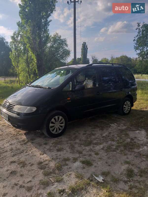 Мінівен Volkswagen Sharan 1996 в Калинівці