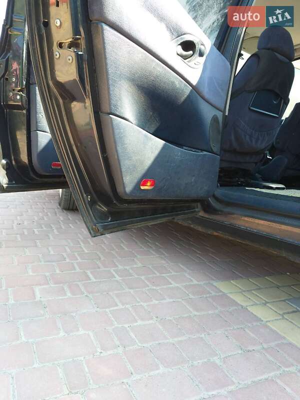 Мінівен Volkswagen Sharan 1996 в Калинівці