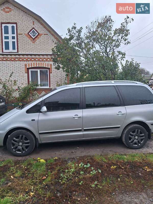 Минивэн Volkswagen Sharan 2004 в Виннице