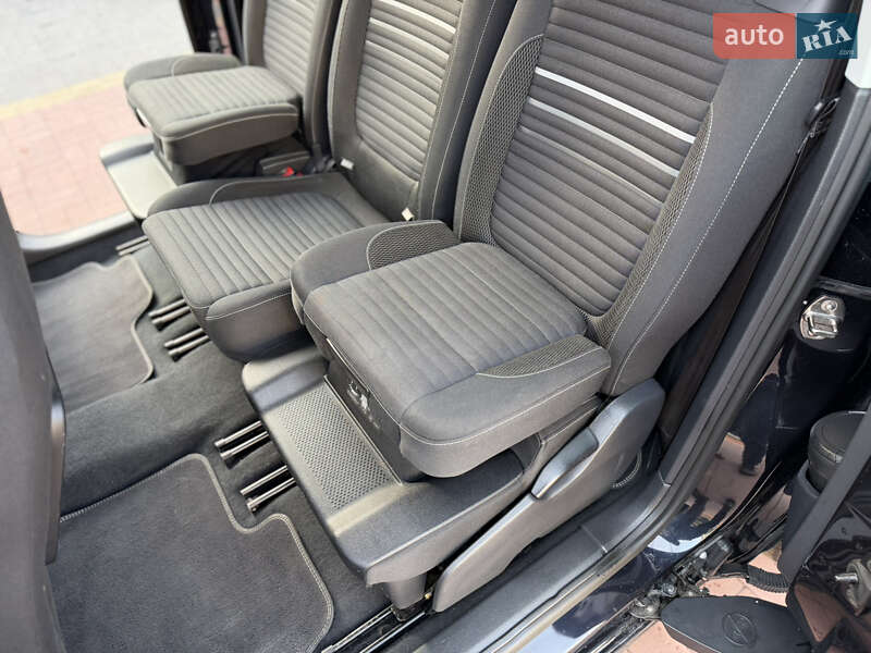 Минивэн Volkswagen Sharan 2014 в Ровно