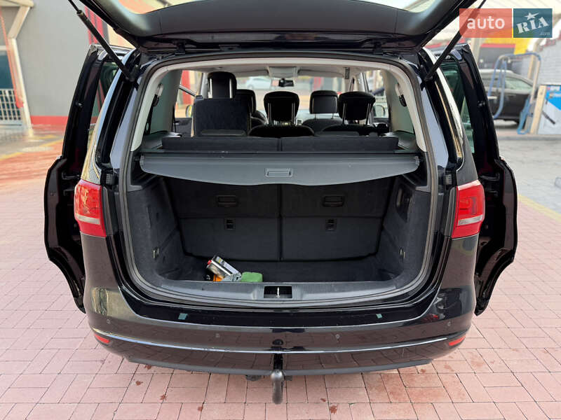 Минивэн Volkswagen Sharan 2014 в Ровно