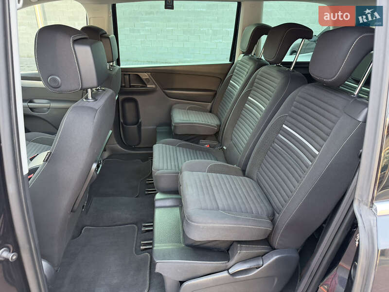 Минивэн Volkswagen Sharan 2014 в Ровно