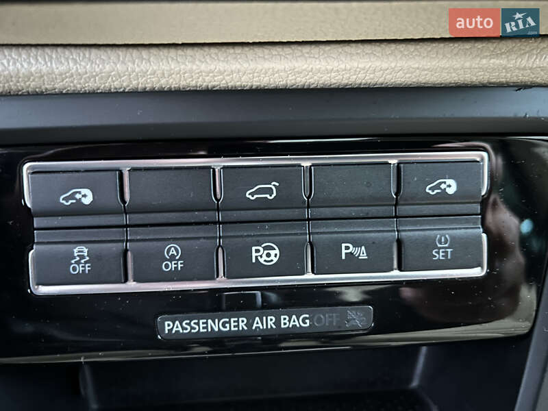 Минивэн Volkswagen Sharan 2011 в Белой Церкви