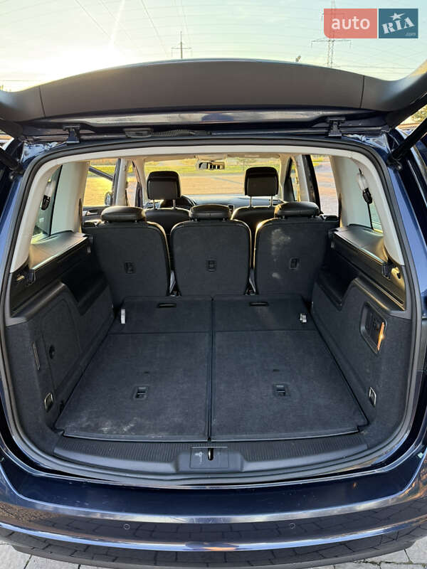 Мінівен Volkswagen Sharan 2015 в Львові