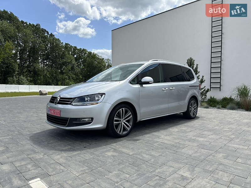 Минивэн Volkswagen Sharan 2017 в Луцке