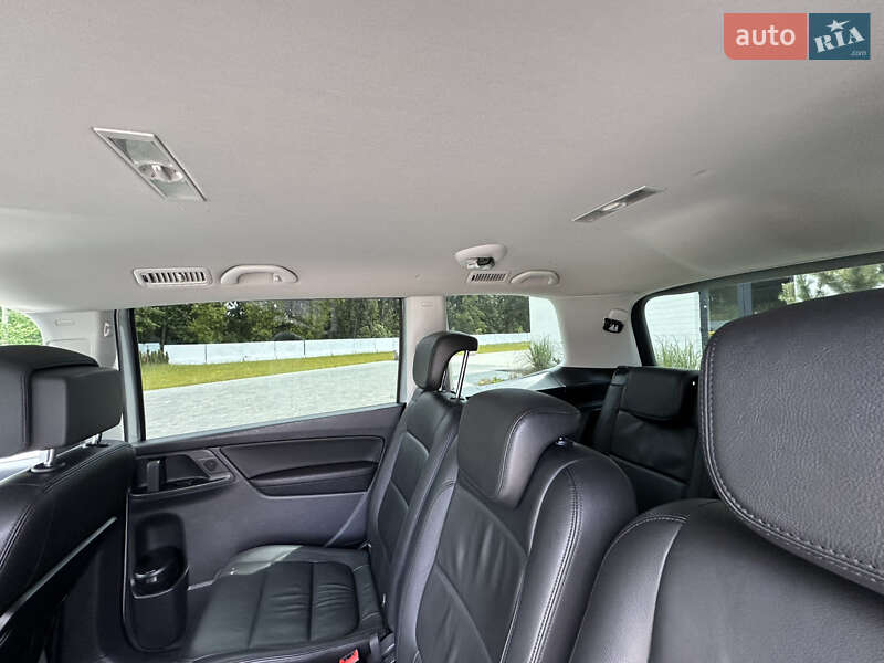 Минивэн Volkswagen Sharan 2017 в Луцке