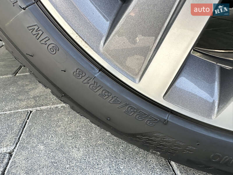 Минивэн Volkswagen Sharan 2017 в Луцке