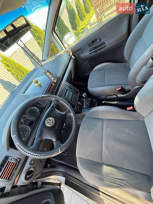 Минивэн Volkswagen Sharan 2009 в Иршаве