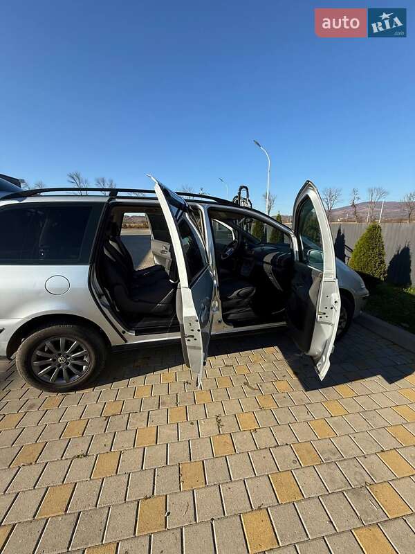 Минивэн Volkswagen Sharan 2009 в Иршаве