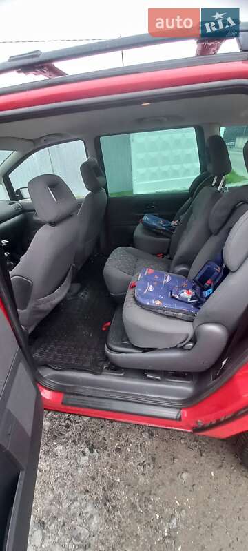 Минивэн Volkswagen Sharan 2001 в Хмельницком