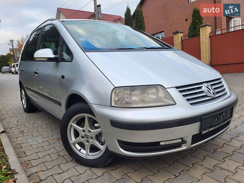 Мінівен Volkswagen Sharan 2004 в Хмельницькому
