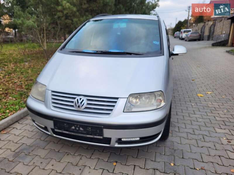 Мінівен Volkswagen Sharan 2004 в Хмельницькому
