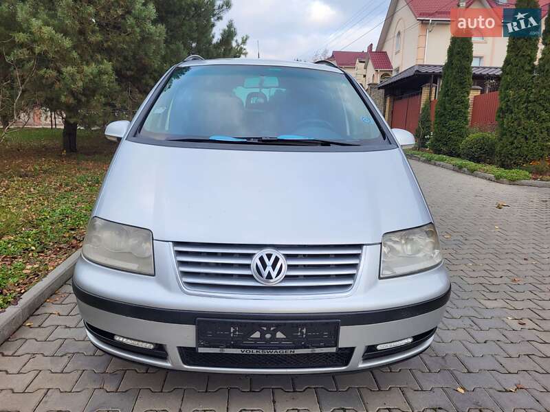 Мінівен Volkswagen Sharan 2004 в Хмельницькому