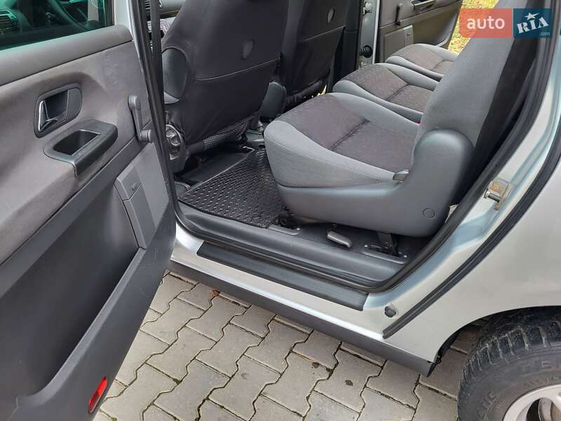 Мінівен Volkswagen Sharan 2004 в Хмельницькому