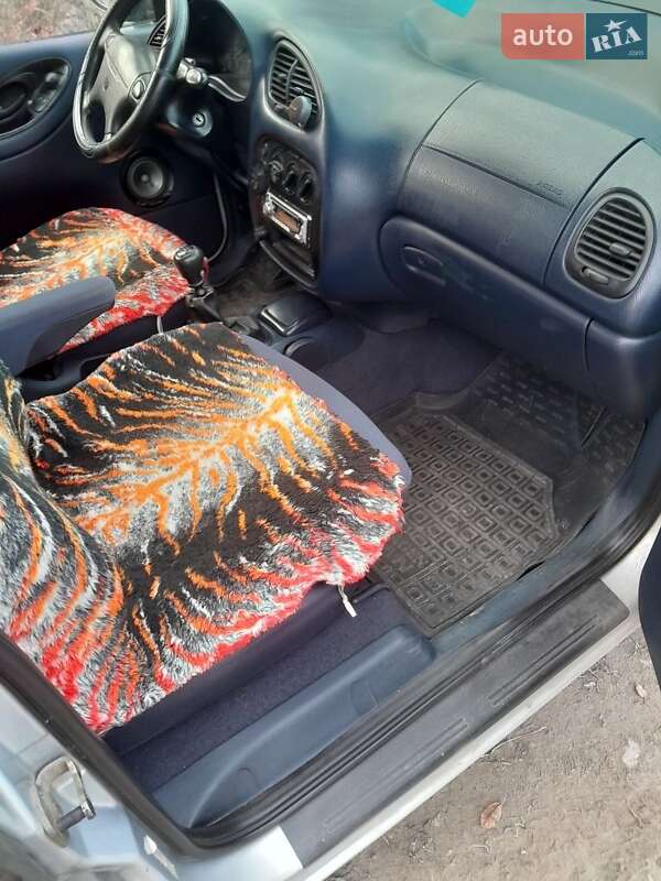 Минивэн Volkswagen Sharan 1996 в Чорткове