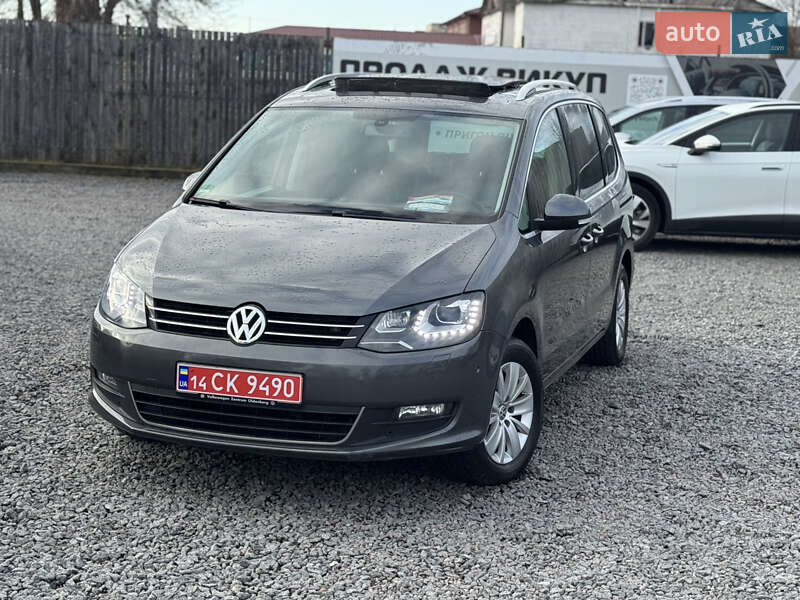 Минивэн Volkswagen Sharan 2015 в Сарнах