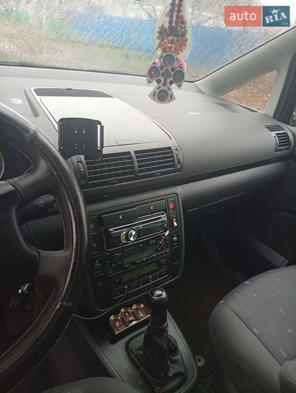 Минивэн Volkswagen Sharan 2004 в Смеле фото 8 Минивэн Volkswagen Sharan 2004 в Смеле