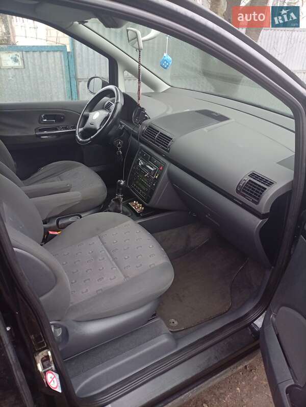 Минивэн Volkswagen Sharan 2004 в Смеле фото 18 Минивэн Volkswagen Sharan 2004 в Смеле