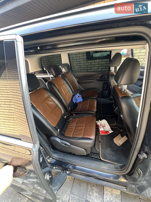 Минивэн Volkswagen Sharan 2010 в Буковеле