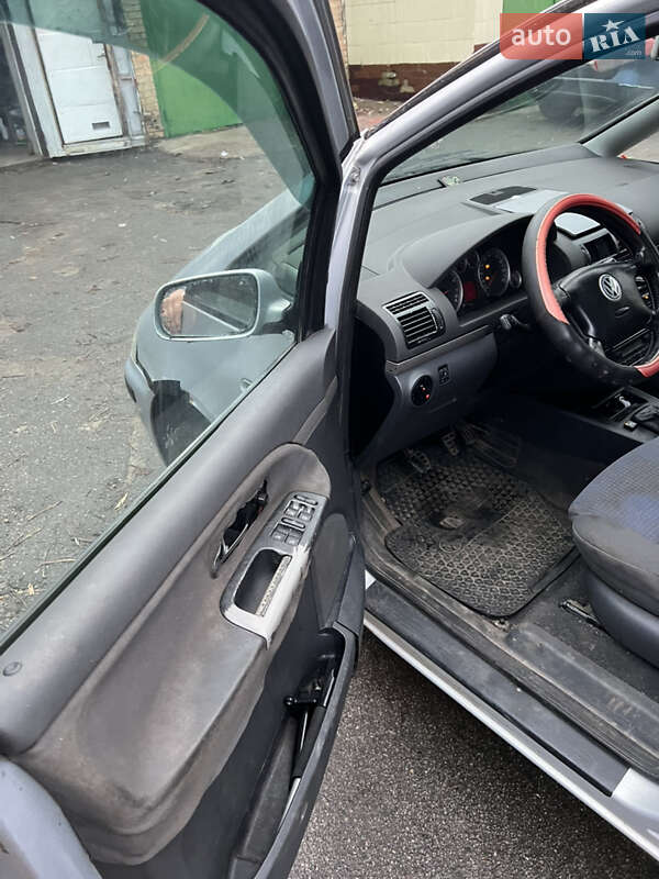 Мінівен Volkswagen Sharan 2001 в Києві