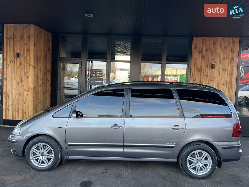 Мінівен Volkswagen Sharan 2009 в Вінниці