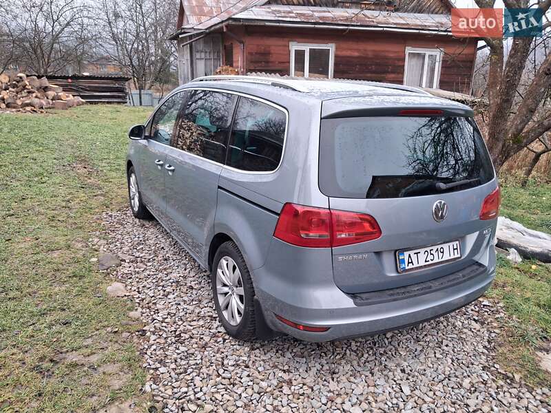 Мінівен Volkswagen Sharan 2010 в Яремчі