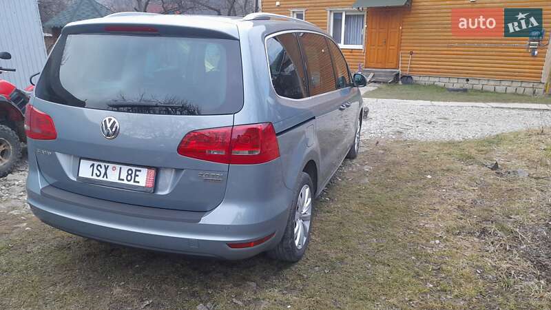 Мінівен Volkswagen Sharan 2010 в Яремчі