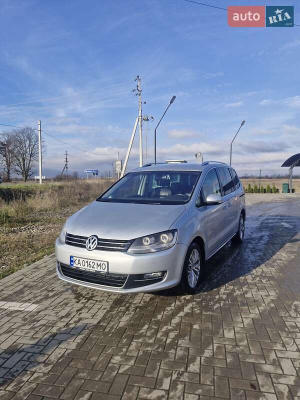 Volkswagen Sharan 2012