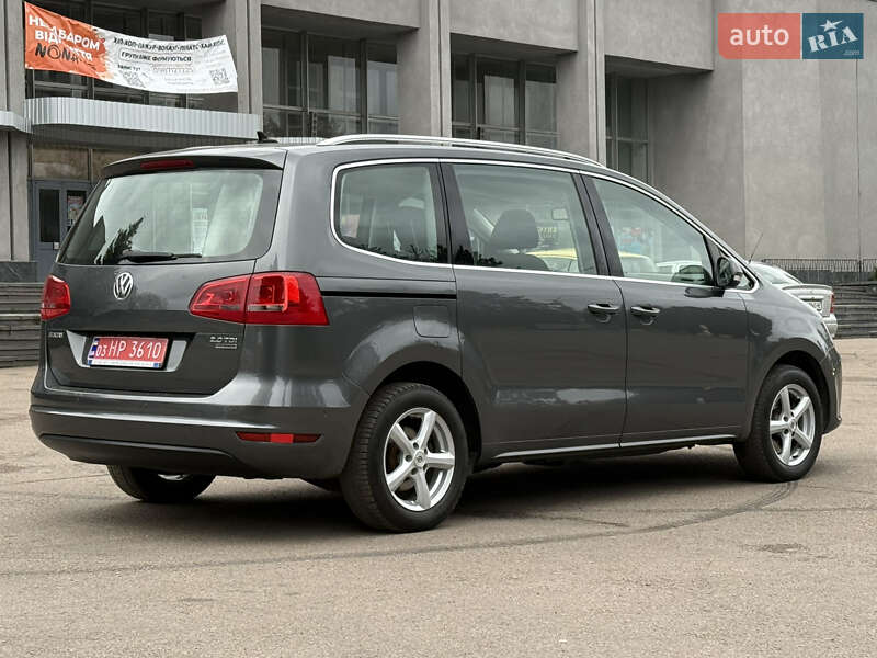 Минивэн Volkswagen Sharan 2012 в Ровно