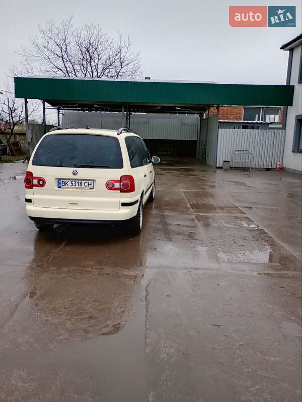 Мінівен Volkswagen Sharan 2007 в Теофіполі