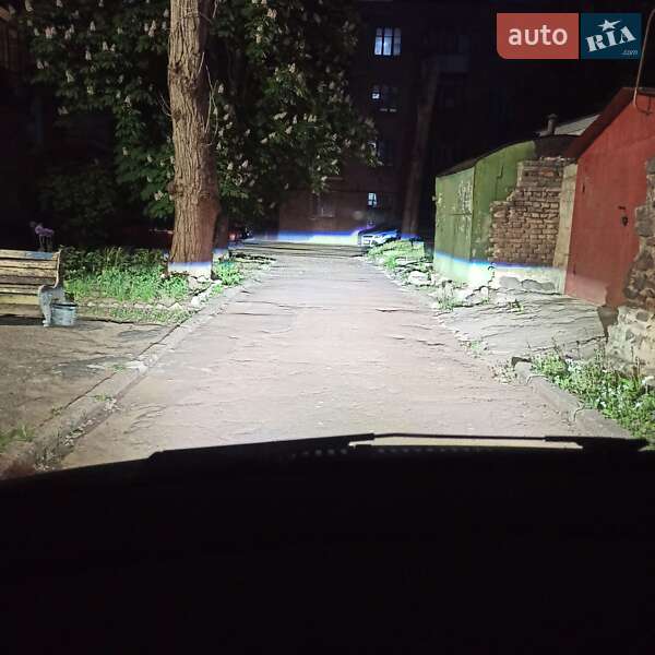 Мінівен Volkswagen Sharan 2002 в Кривому Розі фото 8 Мінівен Volkswagen Sharan 2002 в Кривому Розі