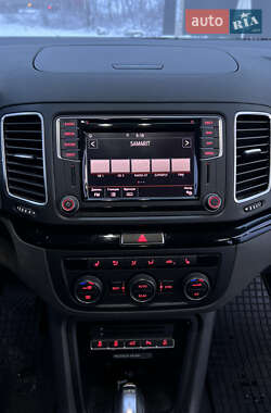 Минивэн Volkswagen Sharan 2020 в Черновцах