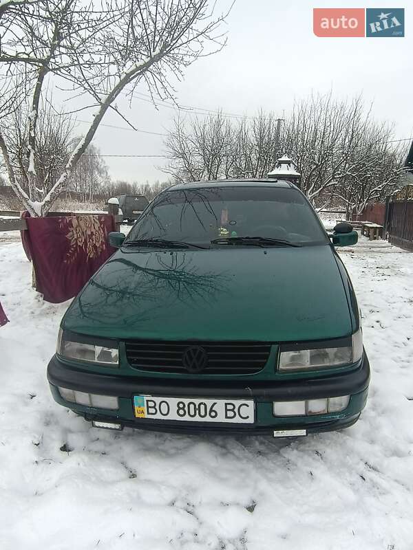 Минивэн Volkswagen Sharan 1995 в Сторожинце