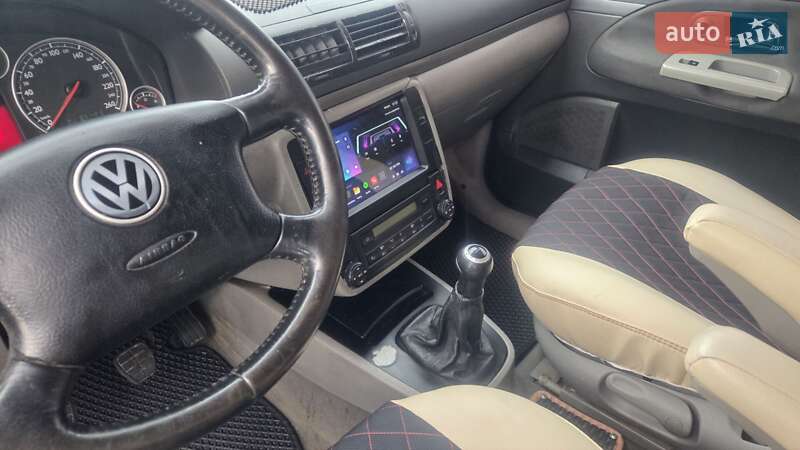 Мінівен Volkswagen Sharan 2001 в Тячеві