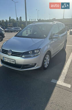 Минивэн Volkswagen Sharan 2010 в Харькове