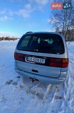 Минивэн Volkswagen Sharan 1997 в Сновске