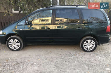 Минивэн Volkswagen Sharan 2003 в Каменец-Подольском