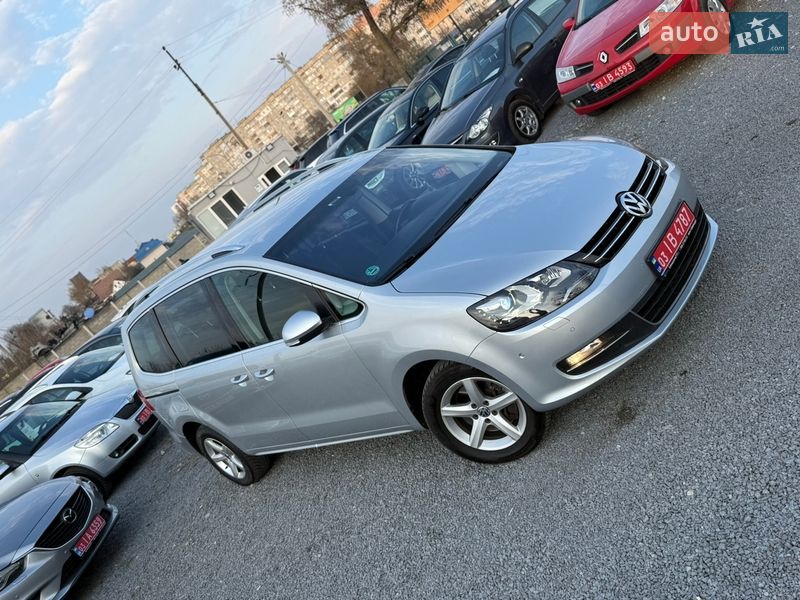 Минивэн Volkswagen Sharan 2014 в Ровно