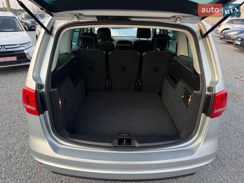 Минивэн Volkswagen Sharan 2014 в Ровно