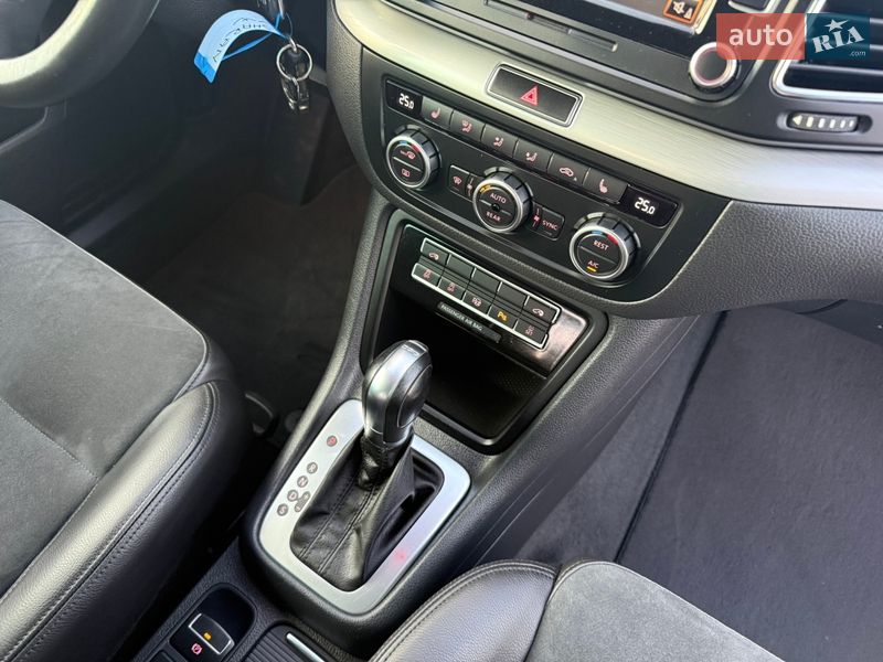 Минивэн Volkswagen Sharan 2014 в Ровно