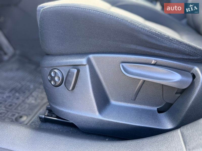 Минивэн Volkswagen Sharan 2013 в Ковеле